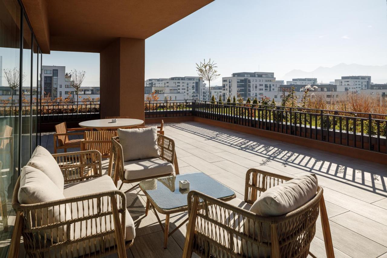 Qosmo Brasov Hotel Eksteriør bilde