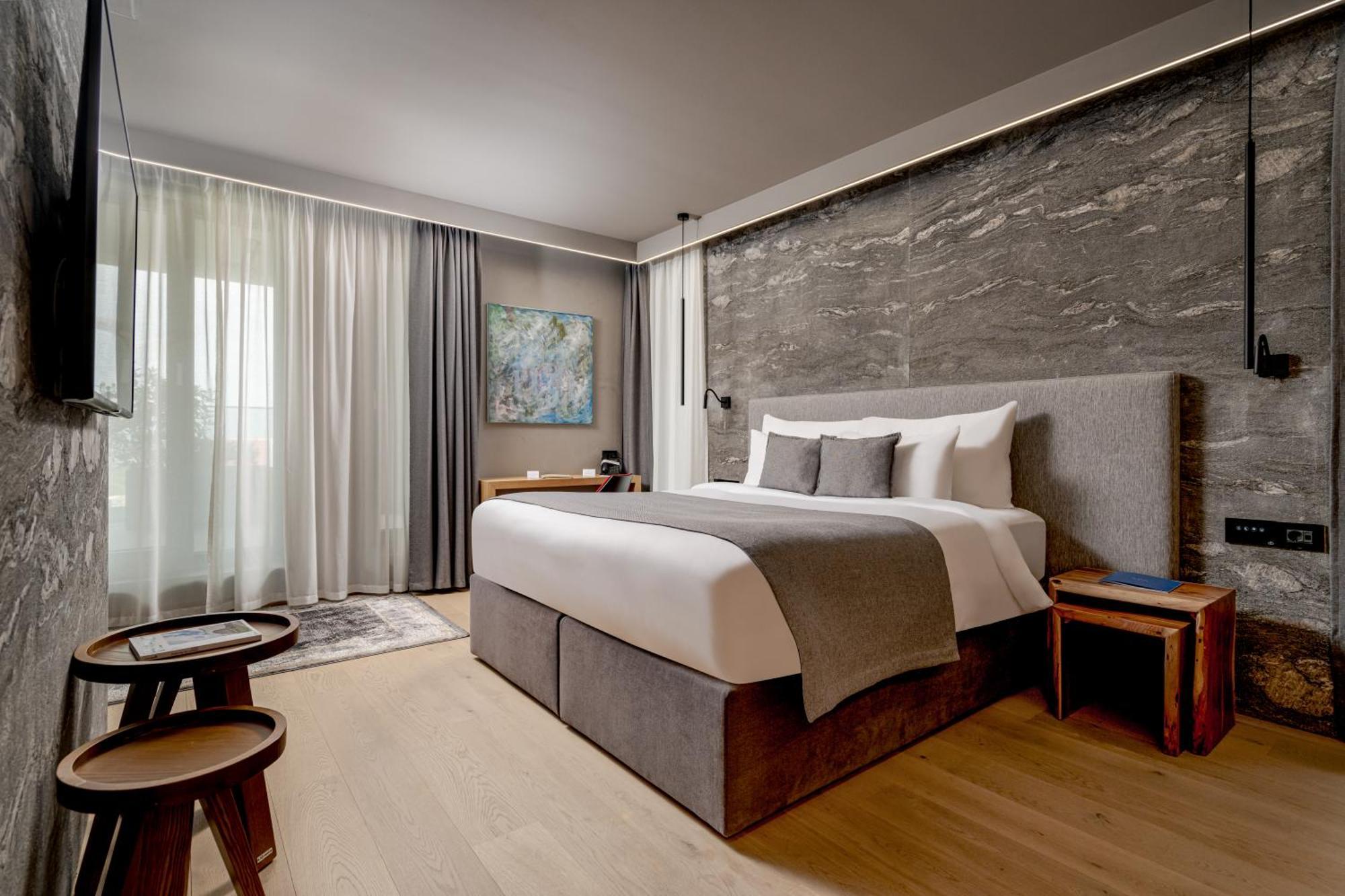 Qosmo Brasov Hotel Eksteriør bilde